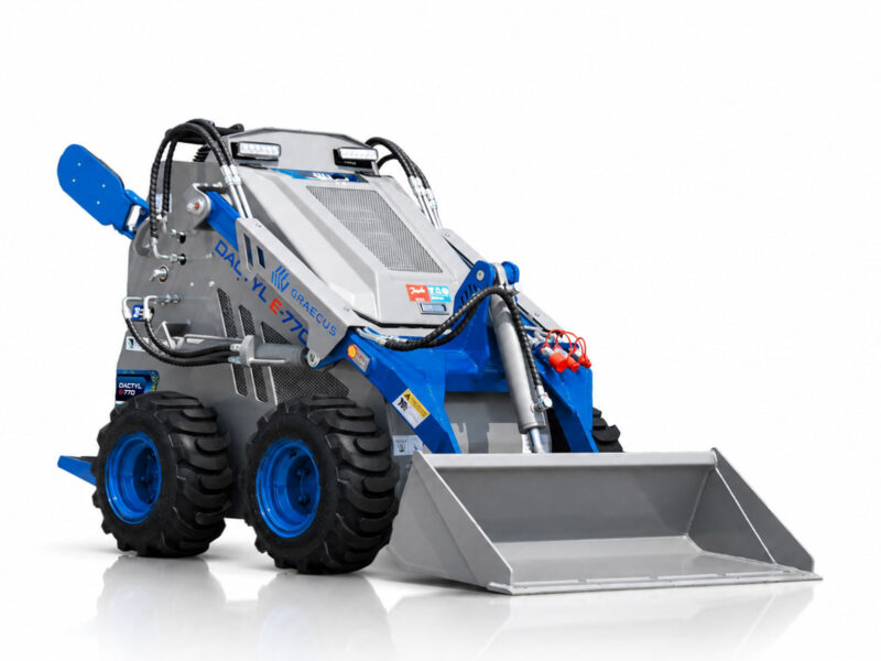 Mini Wheeled Loader with Ride-On Platform and Attachments for Professional Use | DACTYL-E770 - Image 20